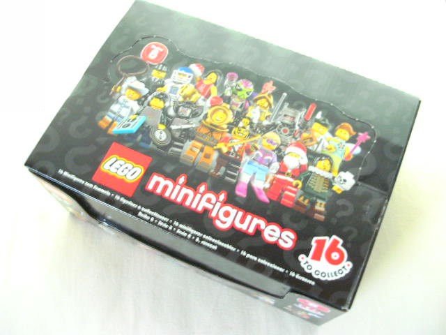 Minifigure Series 8 (Box of 60)